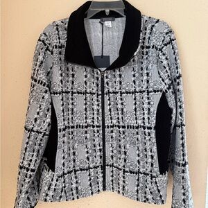 Chic Black and White Patterned Blazer